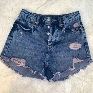 Wild Fable distressed denim shorts, women’s size 2, high waisted